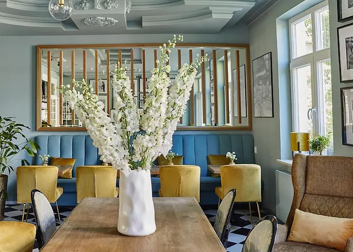 Apart-hotel Antonina 4*