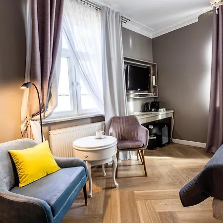 Antonina 公寓式酒店 4*