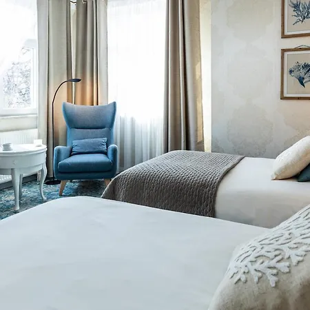 Antonina 公寓式酒店 索波特