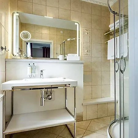 Apart-hotel Antonina 3*