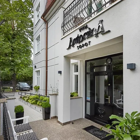 公寓式酒店 Antonina 4*