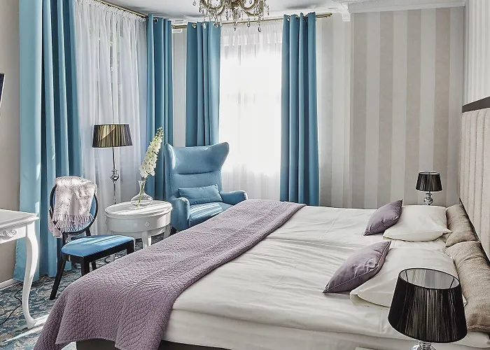 Antonina Aparthotel 4*