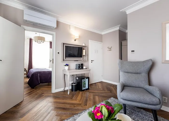 Antonina Apartmanhotel 4*