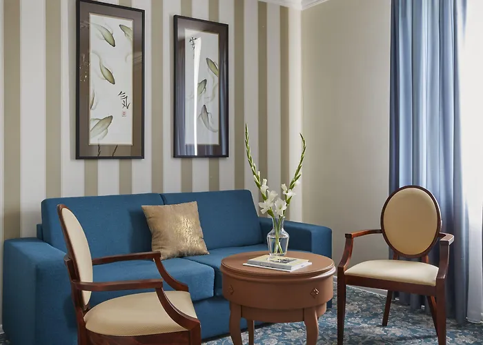 Antonina 4* סופוט